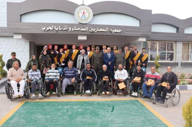 زيارة ميدانية لعدد من طلبة كلية الحقوق جامعة حلوان  إلى جمعية المحاربين القدماء