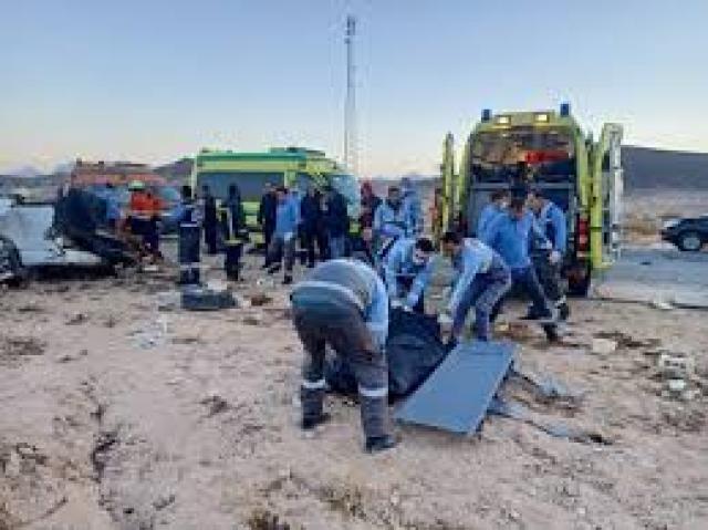 إصابة شخصين في حادث انقلاب سيارة بالطريق الصحراوي الغربي بسوهاج