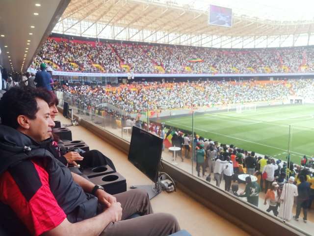 وزير الرياضة يصل ملعب مباراة مصر والسنغال في داكار