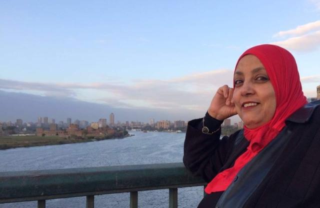 الكاتبة الصحفية الراحلة حنان يسري