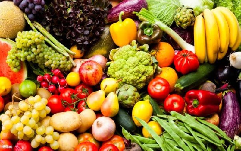 أسعار الخضروات والفاكهة اليوم الأربعاء.. ”ياترى الطماطم بكام النهاردة”