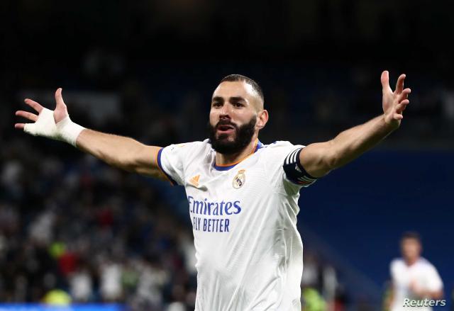 كريم بنزيما يقود ريال مدريد أمام أوساسونا