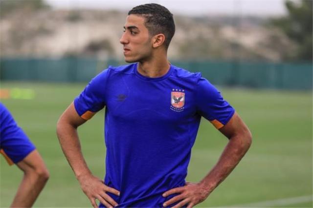 محمد عبدالمنعم لاعب الأهلي