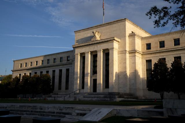 خبير اقتصادي: الفيدرالي الأمريكي سيرفع الفائدة مرتين خلال الفترة المقبلة