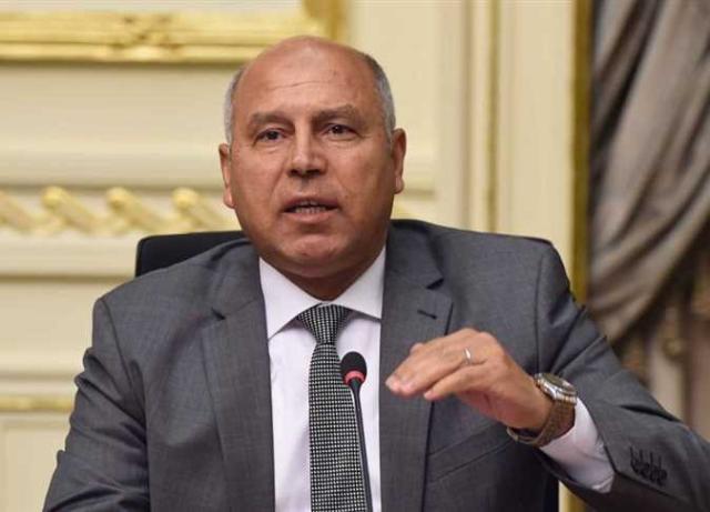 وزير النقل: «إدارة وتشغيل الموانئ بـ 90 % من المصريين»