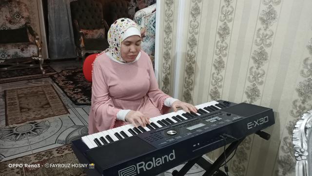 منة الله حمزة عازفة بيانو من ذوي الهمم