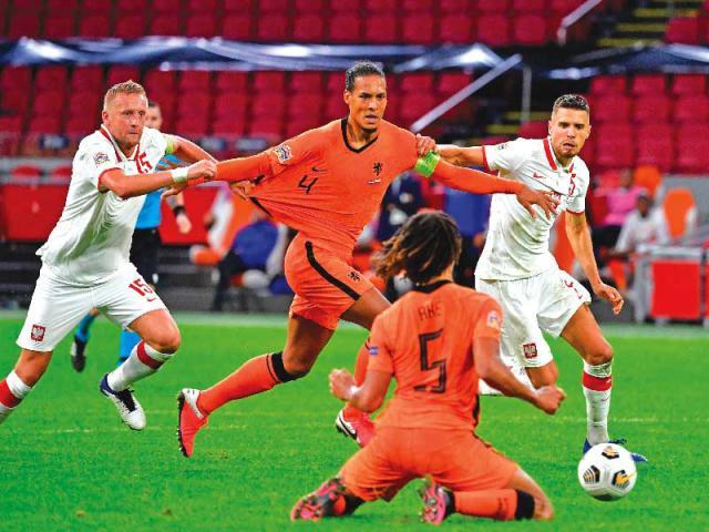 موعد مباراة هولندا وبولندا