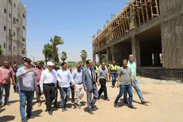 محافظ المنيا يتابع أعمال إنشاء مستشفى بني مزار ومطاي المركزي
