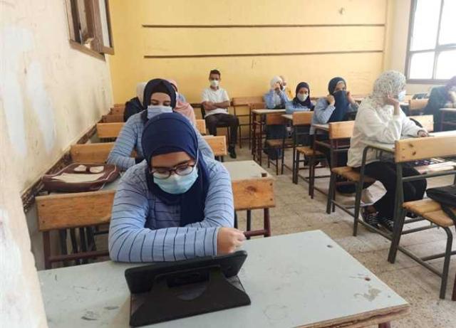 عاجل.. الداخلية: ٣ طلاب وراء تداول أسئلة امتحان الثانوية العامة عبر تليجرام