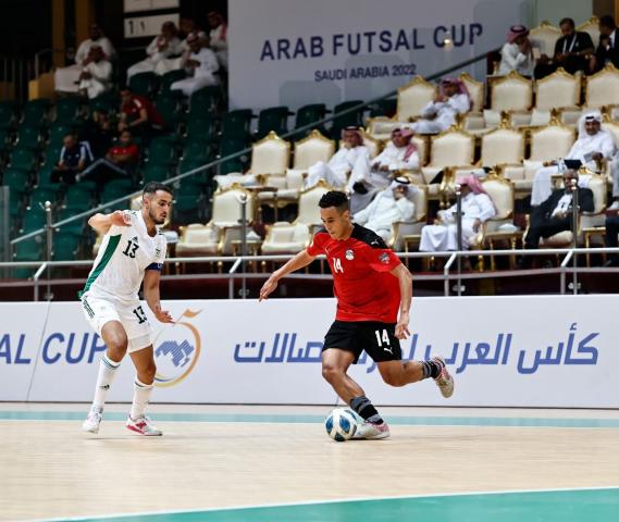 منتخب الشباب مع عمان والصومال في كأس العرب