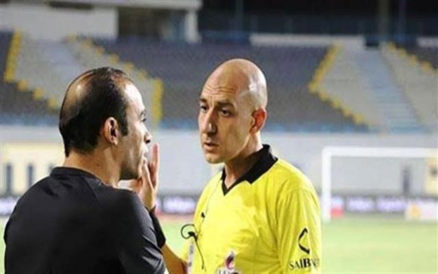 «محمد عادل» يُدير مباراة الأهلي والجونة غدًا