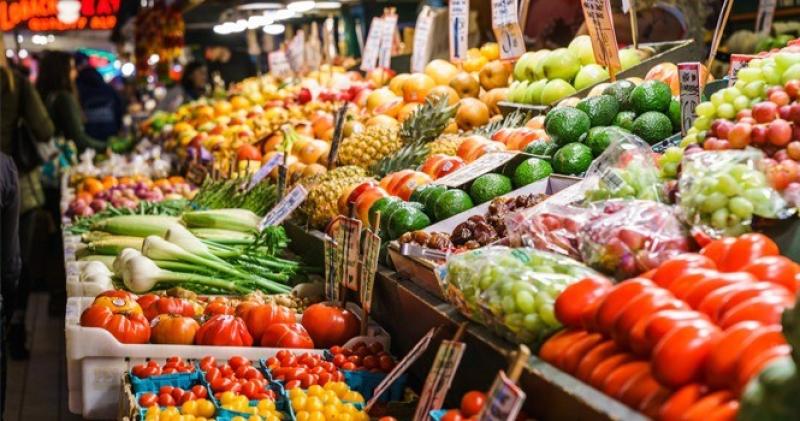 أسعار الخضروات والفاكهة اليوم الأربعاء