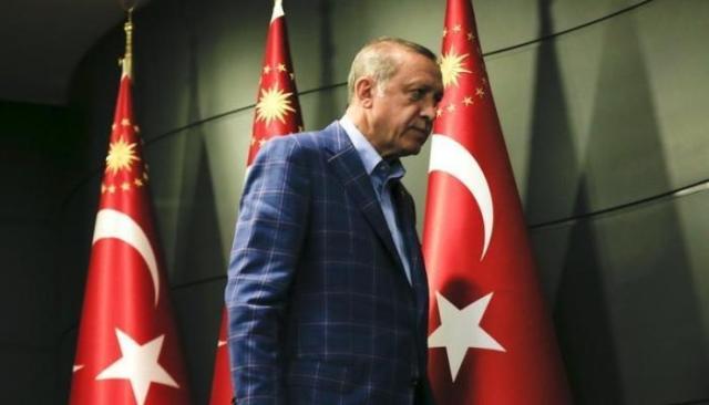 خبير اقتصادي: أردوغان اتبع سياسة «الغباء المطلق» في أزمة الطاقة - فيديو