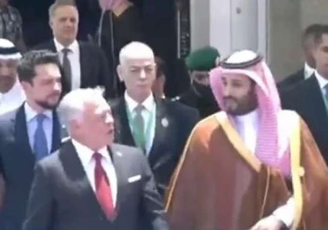 ملك الأردن يصل السعودية للمشاركة في «قمة جدة»