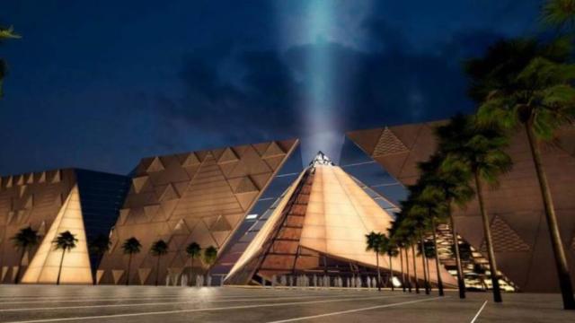 وزير السياحة يكشف موعد الانتهاء من المتحف المصري الكبير.. فيديو