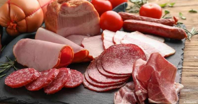 بعد تحذير وزارة الزراعة.. تعرف على مكونات اللحوم المصنعة ومدى صلاحيتها للأكل