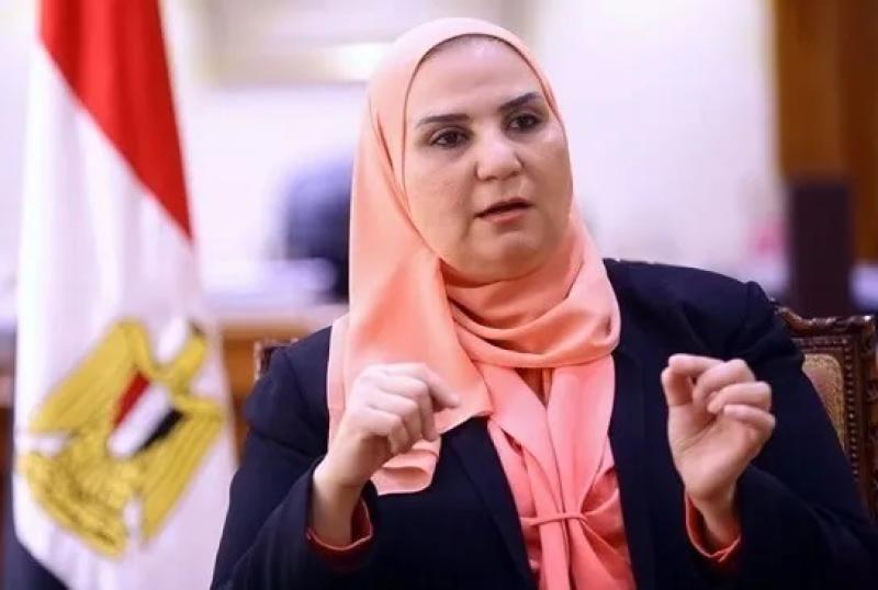 عاجل| وزيرة التضامن تعلن موعد صرف المساعدات الاستثنائية للمواطنين