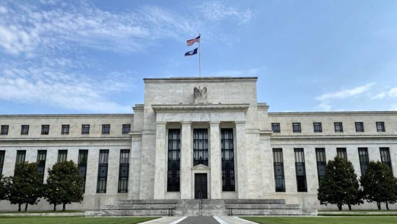الفيدرالي الأمريكي يرفع سعر الفائدة على الدولار لمستوى 75 نقطة