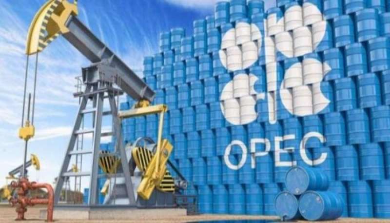 أوبك تقرر رفع إنتاج البترول بواقع 100 ألف برميل يوميًا خلال سبتمبر المقبل