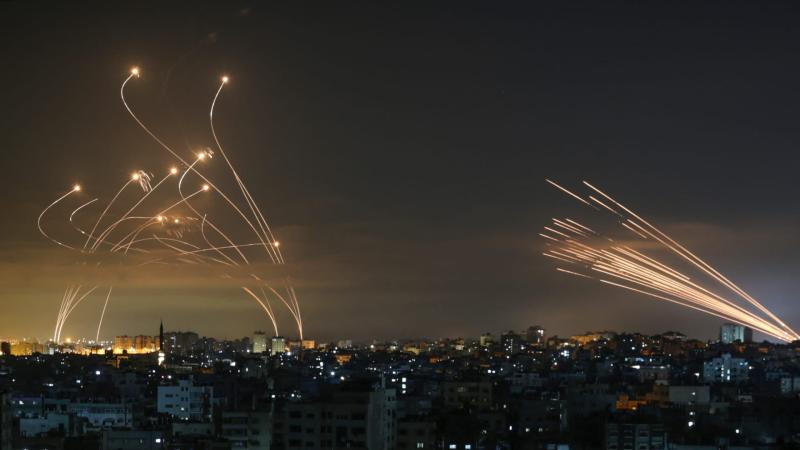 عاجل| صفارات الإنذار تدوي في تل أبيب وسرايا القدس تكثف هجماتها