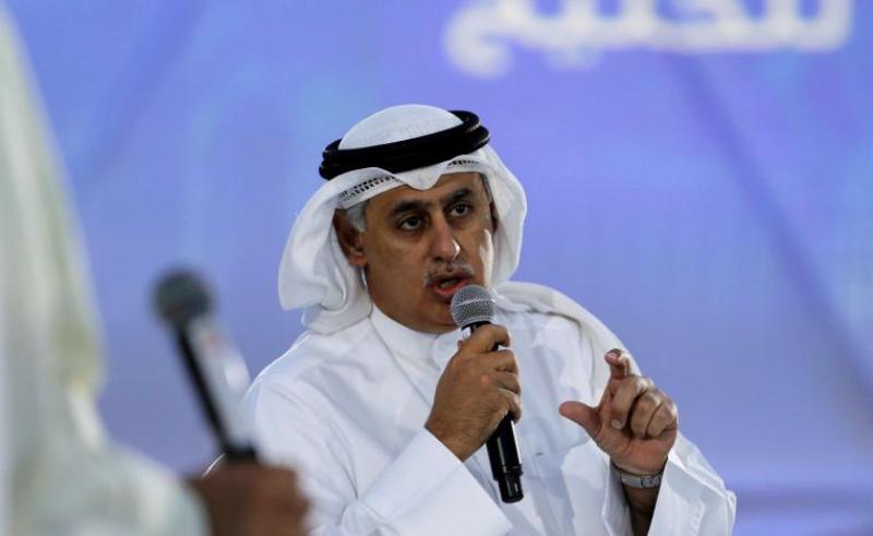  وزير الصناعة والتجارة والسياحة البحريني زايد بن راشد الزياني