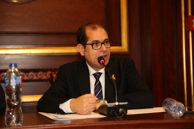 د/ يوسف عامر رئيس اللجنة الدينية بمجلس الشيوخ