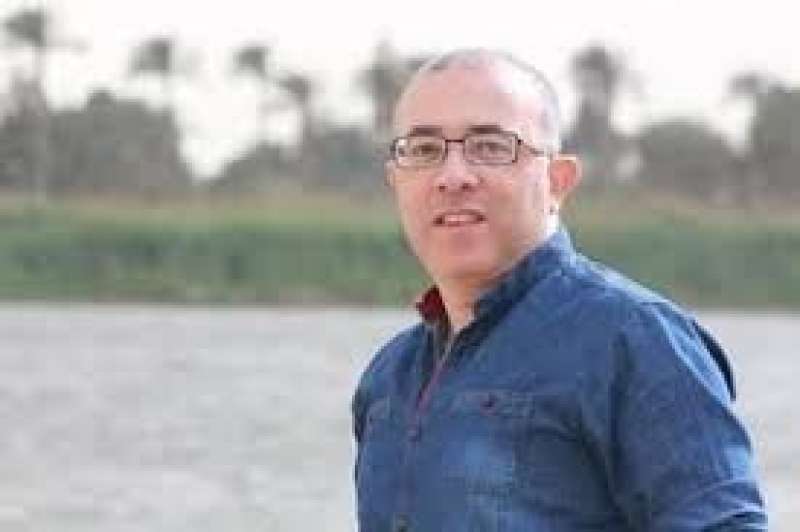 الكاتب حاتم حافظ 