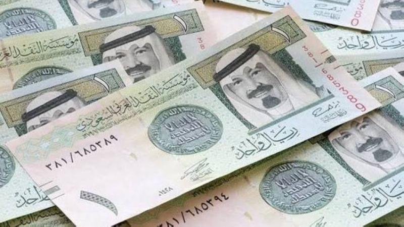 سعر الريال السعودي بالبنوك المصرية.. بداية تعاملات اليوم الأحد 14-8-2022