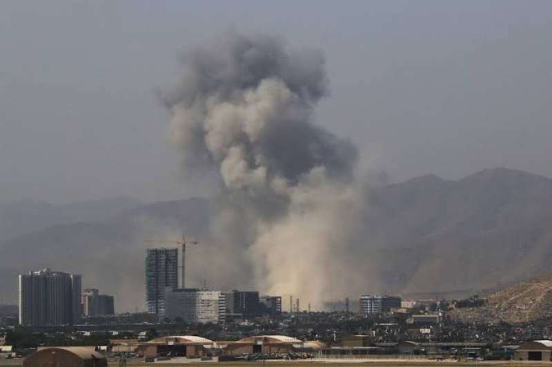 عاجل| مقتل 30 بانفجار استهدف مسجدًا في أفغانستان