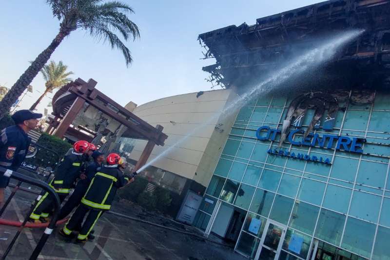بعد حريق كارفور بالإسكندرية:.. إدارة سيتي سنتر تُغلق المركز التجاري