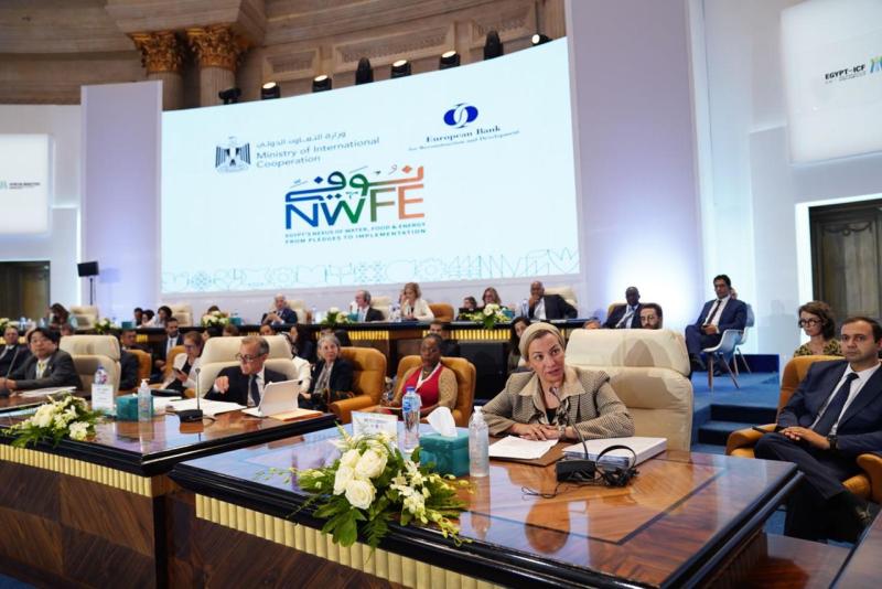 6 رسائل هامة من وزيرة البيئة خلال منتدى مصر للتعاون الدولي
