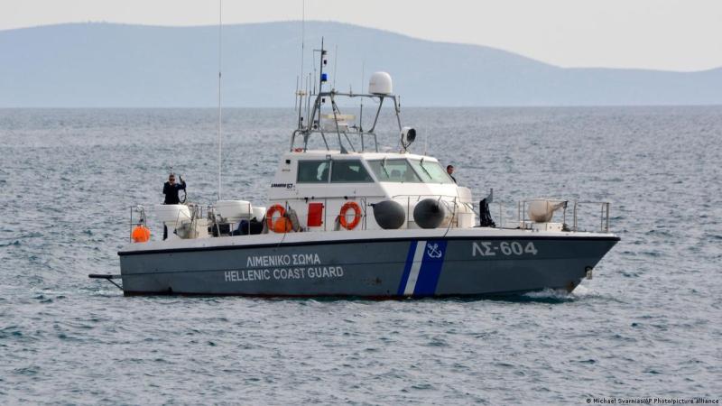 عاجل| خفر السواحل اليوناني يطلق النار تجاه سفينة تركية.. على متنها 6 مصريين
