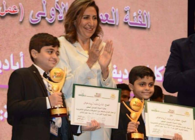 وزيرة الثقافة تكرم الفائزين بجائزة المبدع الصغير 
