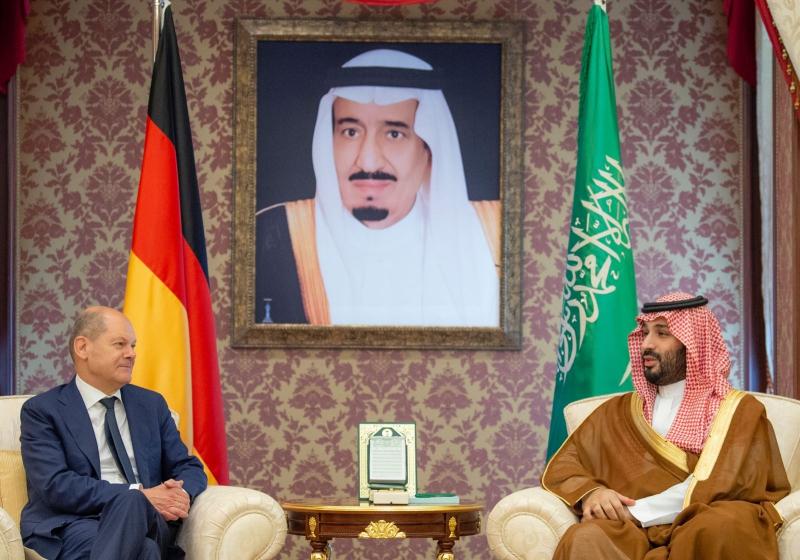 المستشار الألماني في السعودية لبحث التعاون في مجال الطاقة