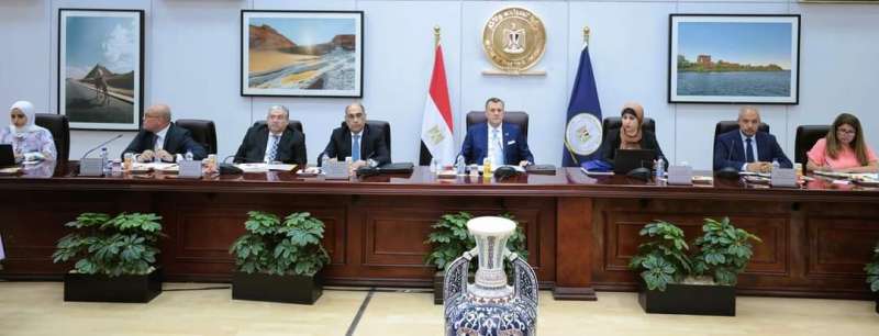 مواطن يهدى مصر  109 قطع أثرية بدون مقابل