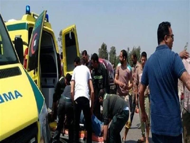 مصرع شخصين وإصابة 13 في حادث مروع بطريق «سوهاج - قنا»