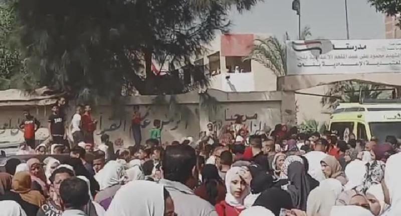  سقوط سور مدرسة في الجيزة - مصدر الصورة: فيس بوك