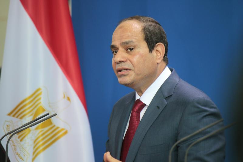 مصر ستصبح حديثة ومتطورة.. رسائل الرئيس السيسي بندوة القوات المسلحة
