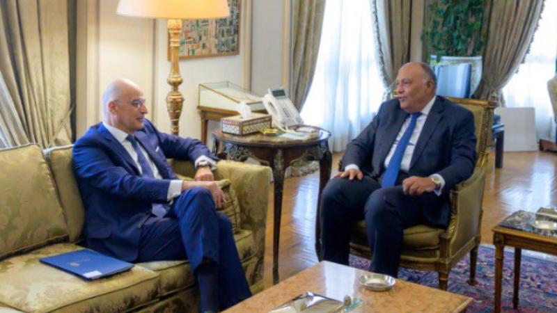 وزير خارجية اليونان: تركيا تريد تحقيق مكاسب على حساب وضع ليبيا المضطرب