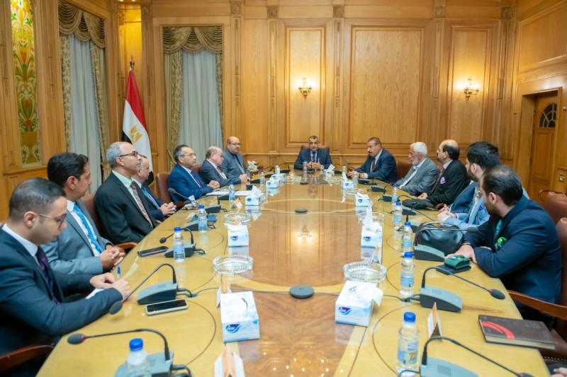 وزير الإنتاج الحربي يستقبل قائد قوات حرس الحدود العراقية لتعزيز التعاون المشترك