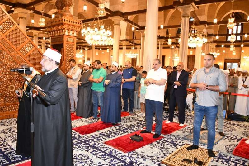 وزير الـأوقاف في خطبة الجمعة بمسجد الحسين