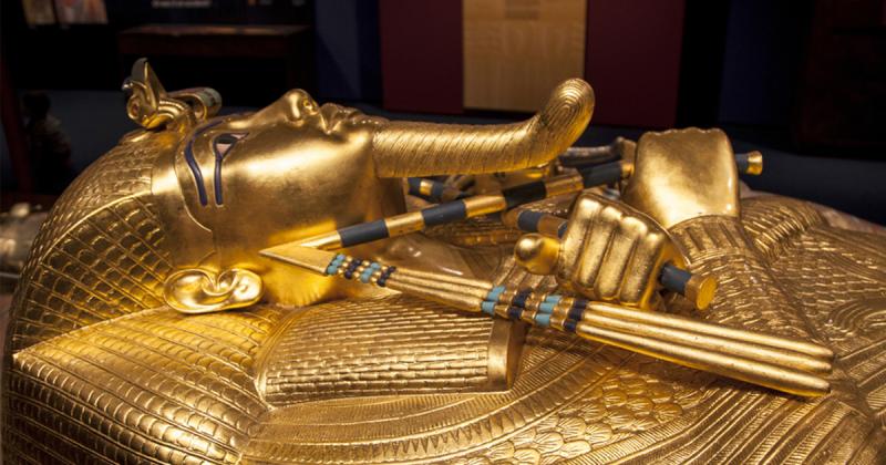 الفرعون الذهبي توت عنخ آمون