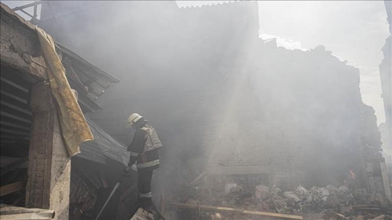 عاجل| بسبب قصف أوكراني.. حريق هائل في مستودع نفط روسي