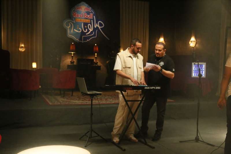 تفاصيل أغنية أخدت البال لـ هشام عباس في برنامج مزيكا صالونات