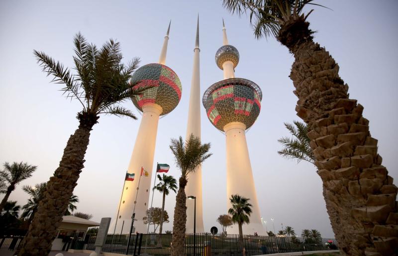 الكويت تعلن فرض رسوم جديدة على المصريين القادمين إليها
