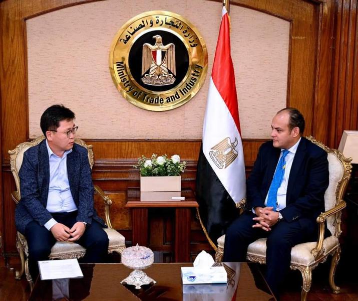 «سامسونج» تعتزم ضخ منتجات جديدة للسوق المصرية وزيادة معدلات التصدير