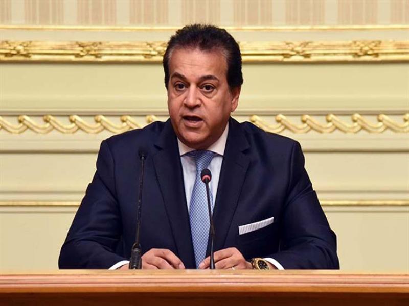 مصر تدخل الموجة السابعة من كورونا.. وزير الصحة يكشف الحقيقة «فيديو»