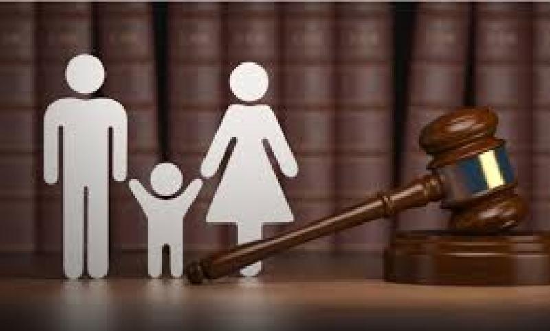 زوجة أمام محكمة الأسرة : «جوزي عامل زي الأطفال لما يزعل مني يمنع المصروف»