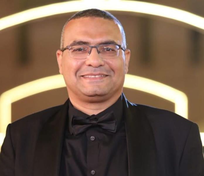 إقالة محمد عبد الرحمن من رئاسة المركز الصحفي لمهرجان القاهرة السينمائي قبل ساعات من انطلاقه