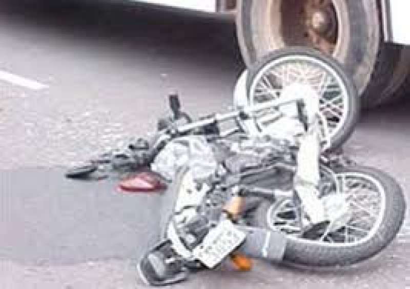 منطقة الموت.. مصرع شخص في حادث تصادم دراجة نارية وسيارة بطنطا